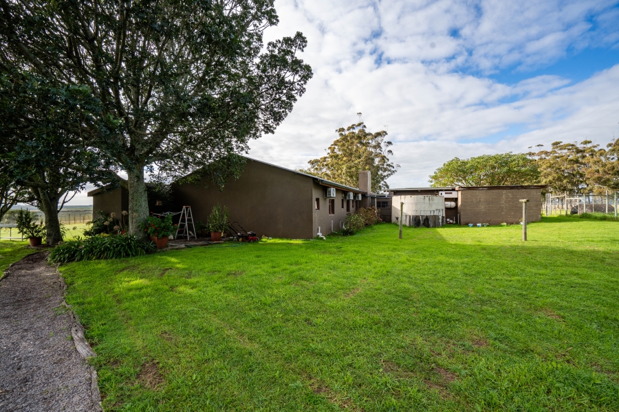 5 Bedroom Property for Sale in Grahamstown Rural Eastern Cape